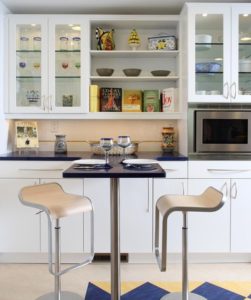 Elegant-glass-cabinets-for-a-cool-contemporary-kitchen